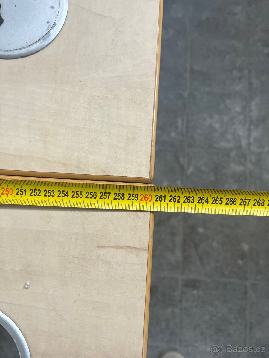 Kancelářský stůl - 4