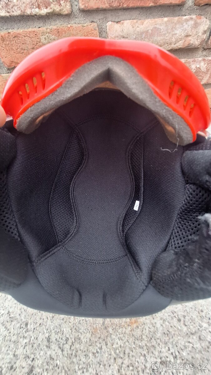 Lyžařská přilba včetně brýlí, vel. S - 4