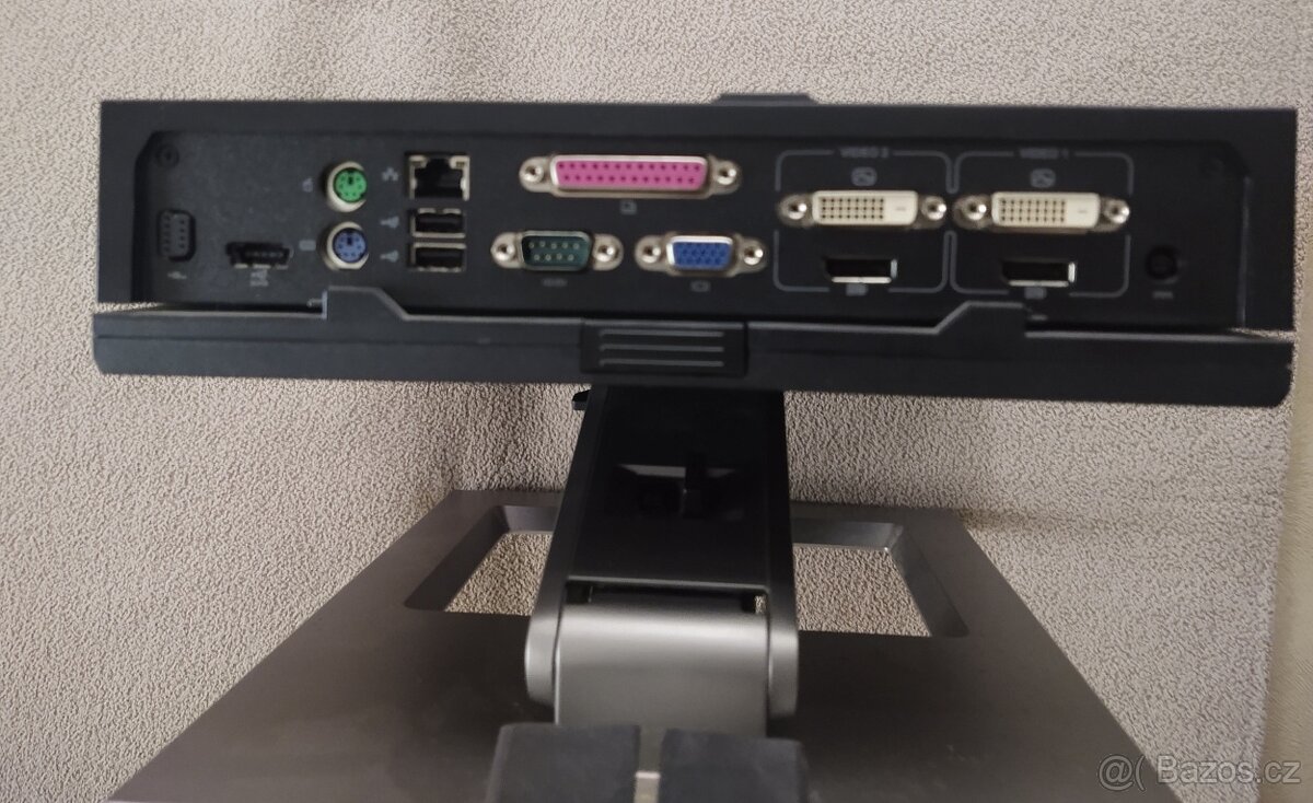 DELL dokovací stanice - 4