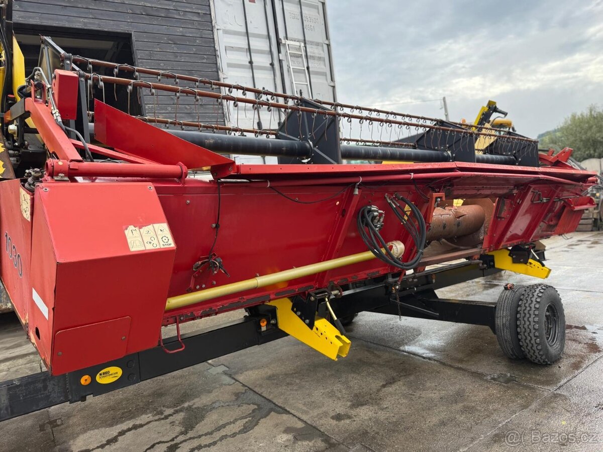 Sklízecí mlátička Case 2388 rok výroby 2003, Lokalita: 57- - 4