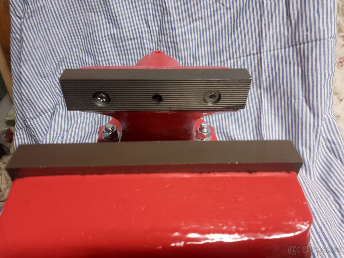 Svěrák York 125 - 4