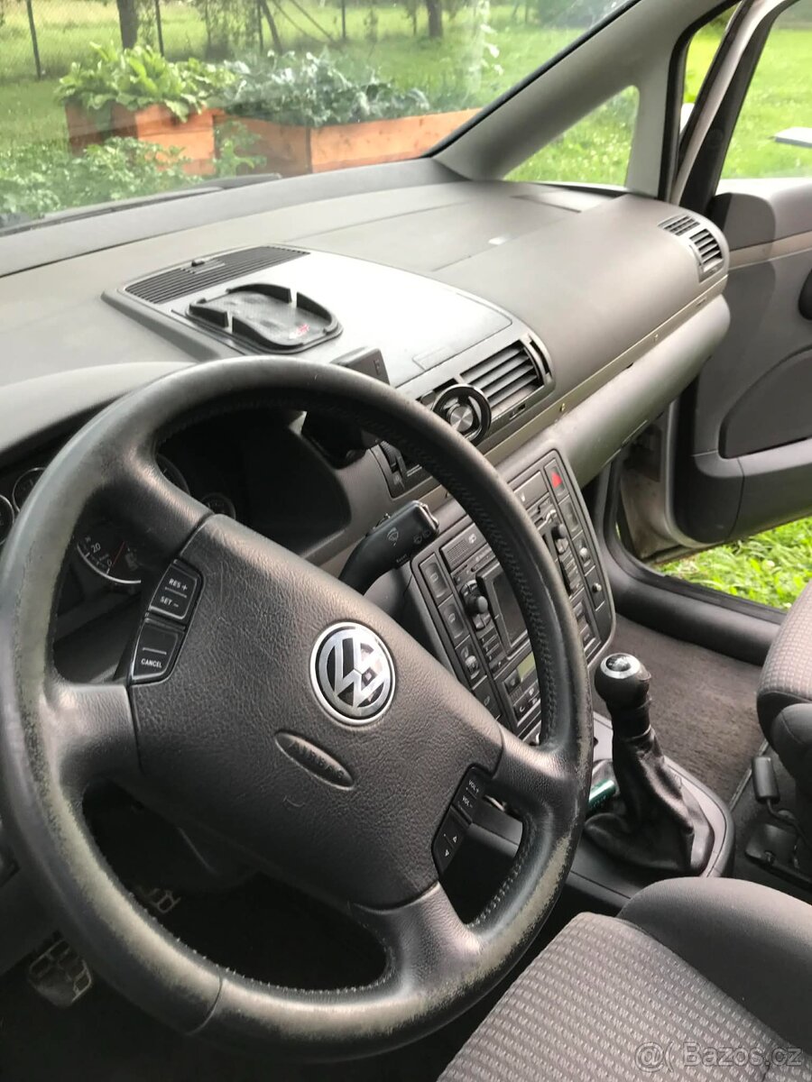 VW Sharan - 4