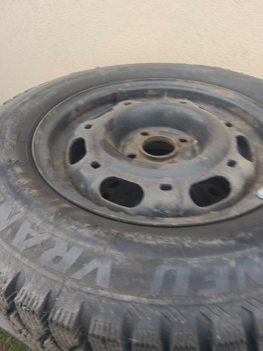 Prodam obuta kola zimni 185/70r14 - 4