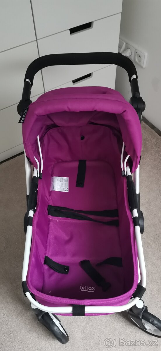 Kočárek pro panenky Britax - 4