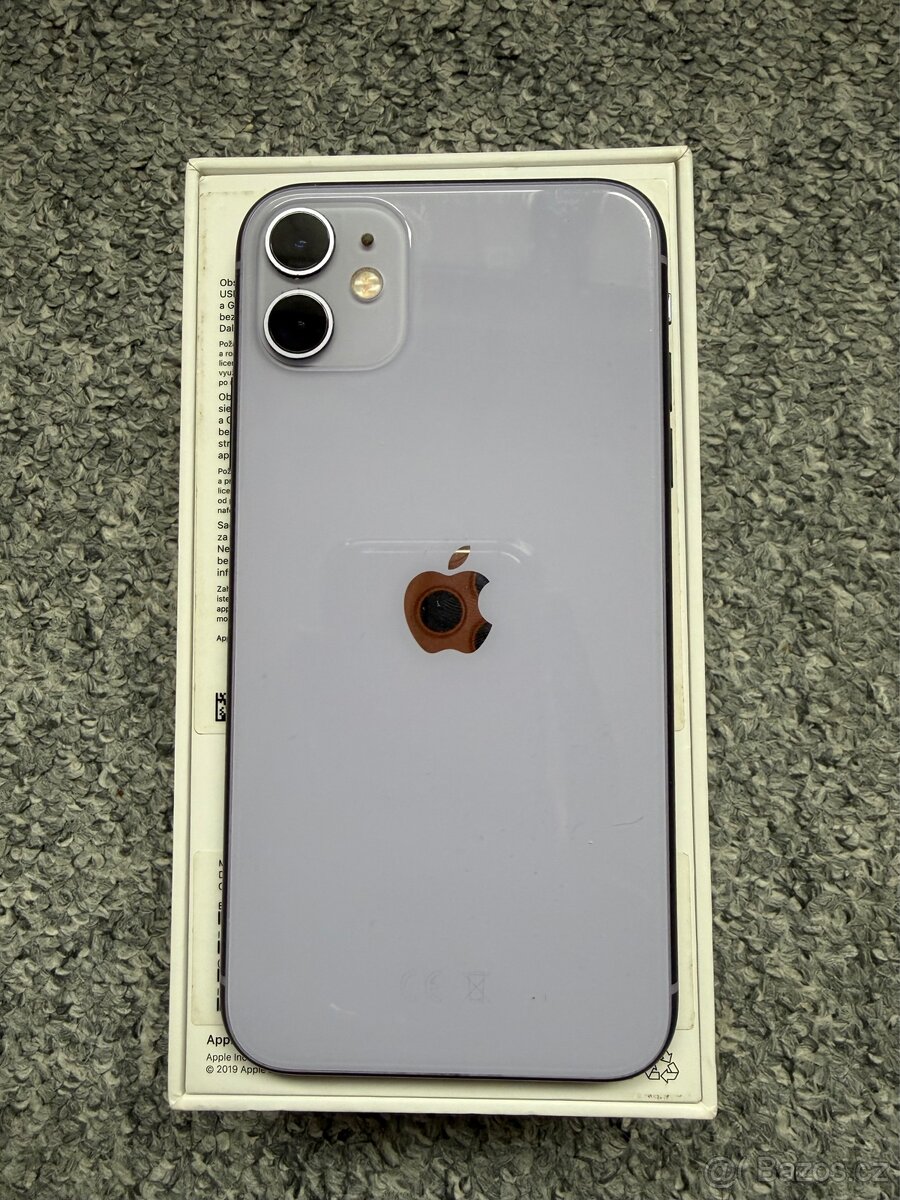 iPhone 11 fialový - 4