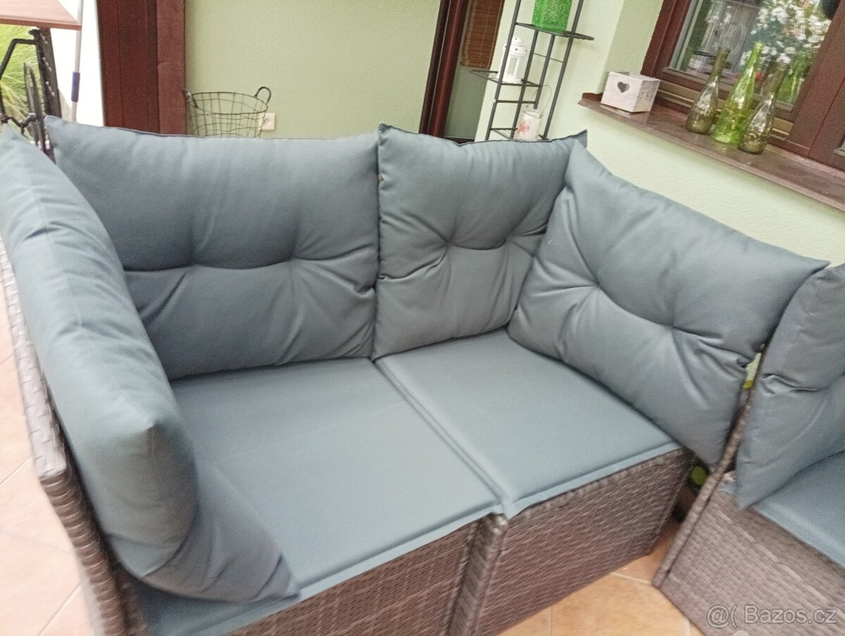 ratanová sestava s poduškami - 4