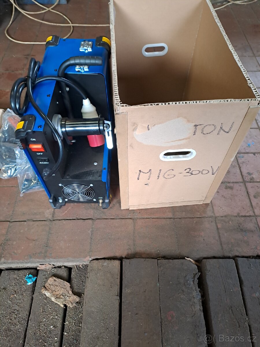 Nová svářečka Co2 Laston 300v - 4