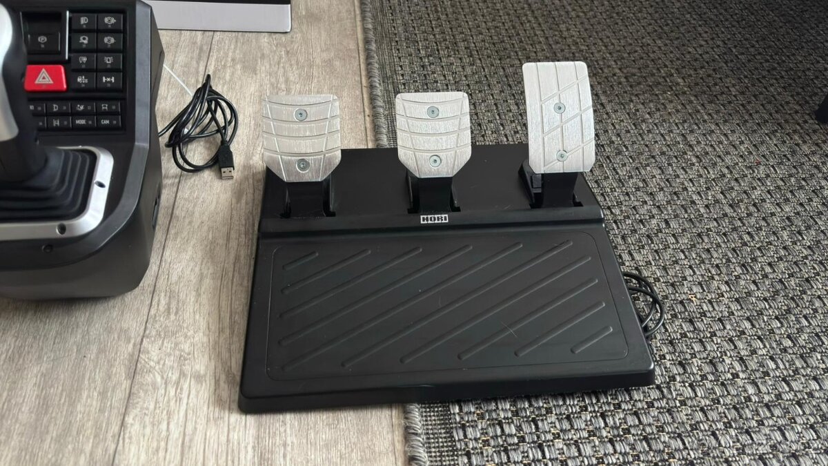 HORI Force Feedback Truck Control System - 4