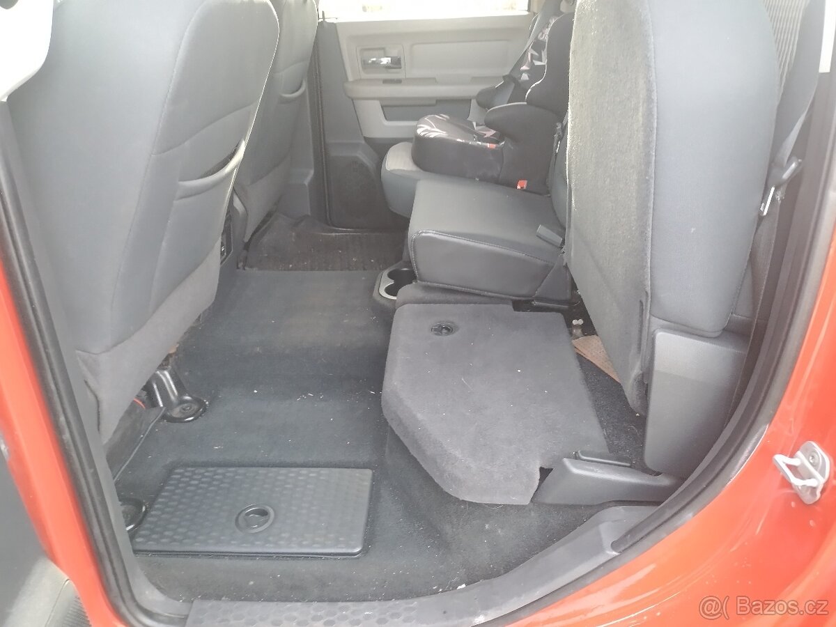 Dodge Ram 1500 - 4