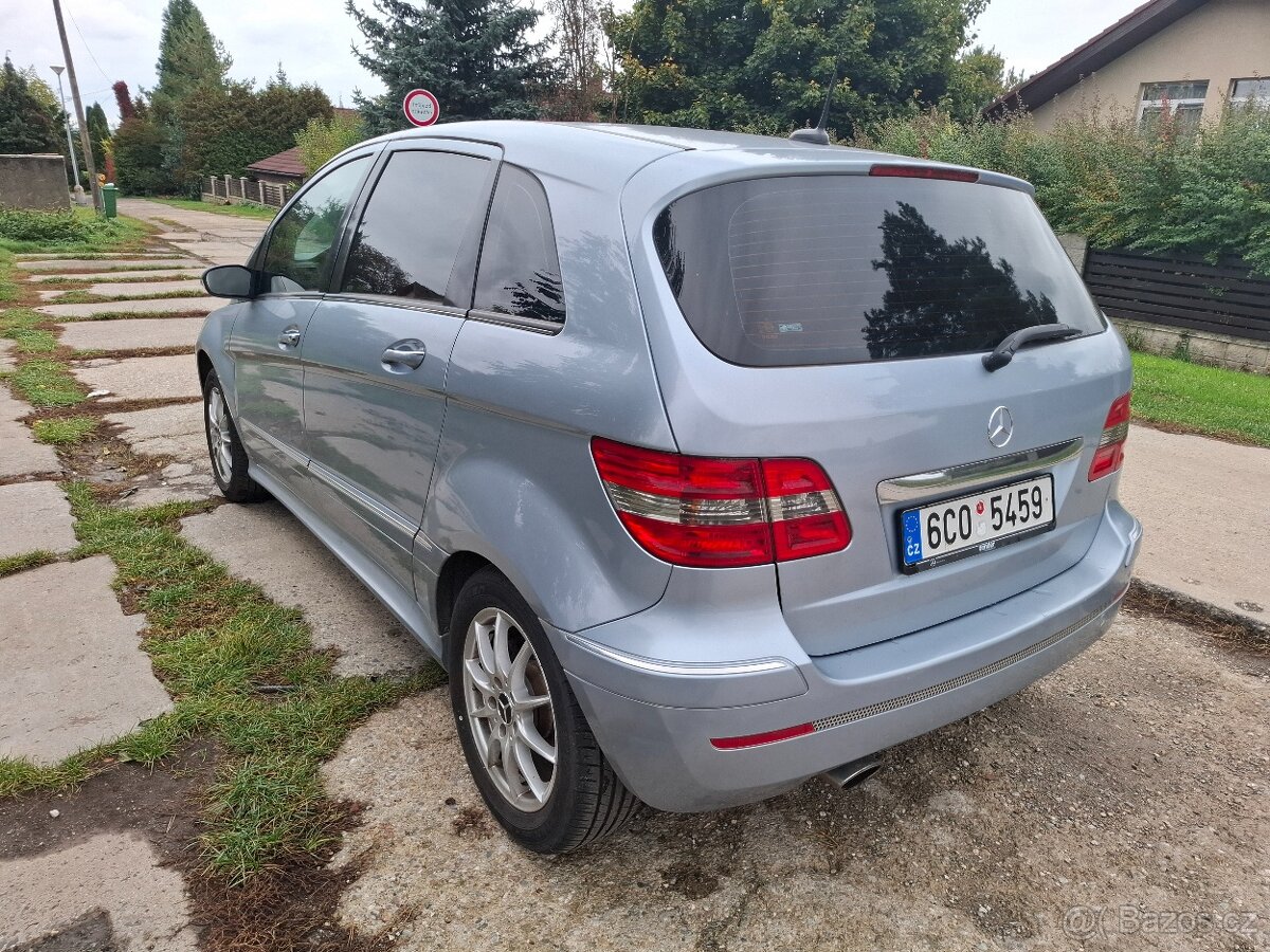 Prodám Mercedes-Benz B170 r.v. 2007 - 4