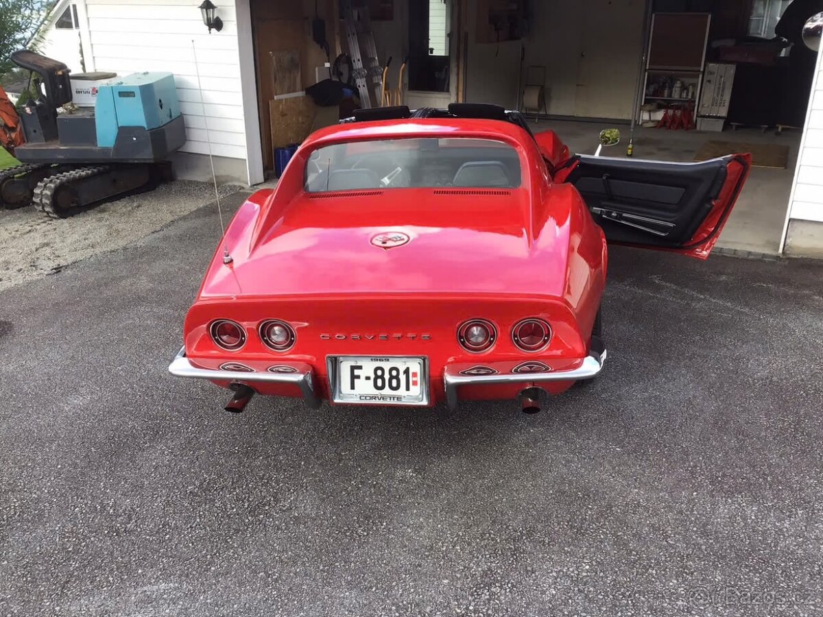 Chevrolet Corvette C3 Manual - 4