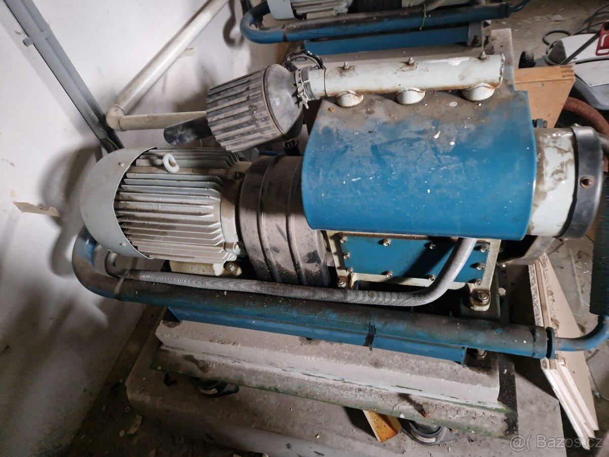 Prodám 2x kompresor Orlík r.v.1984 - 4