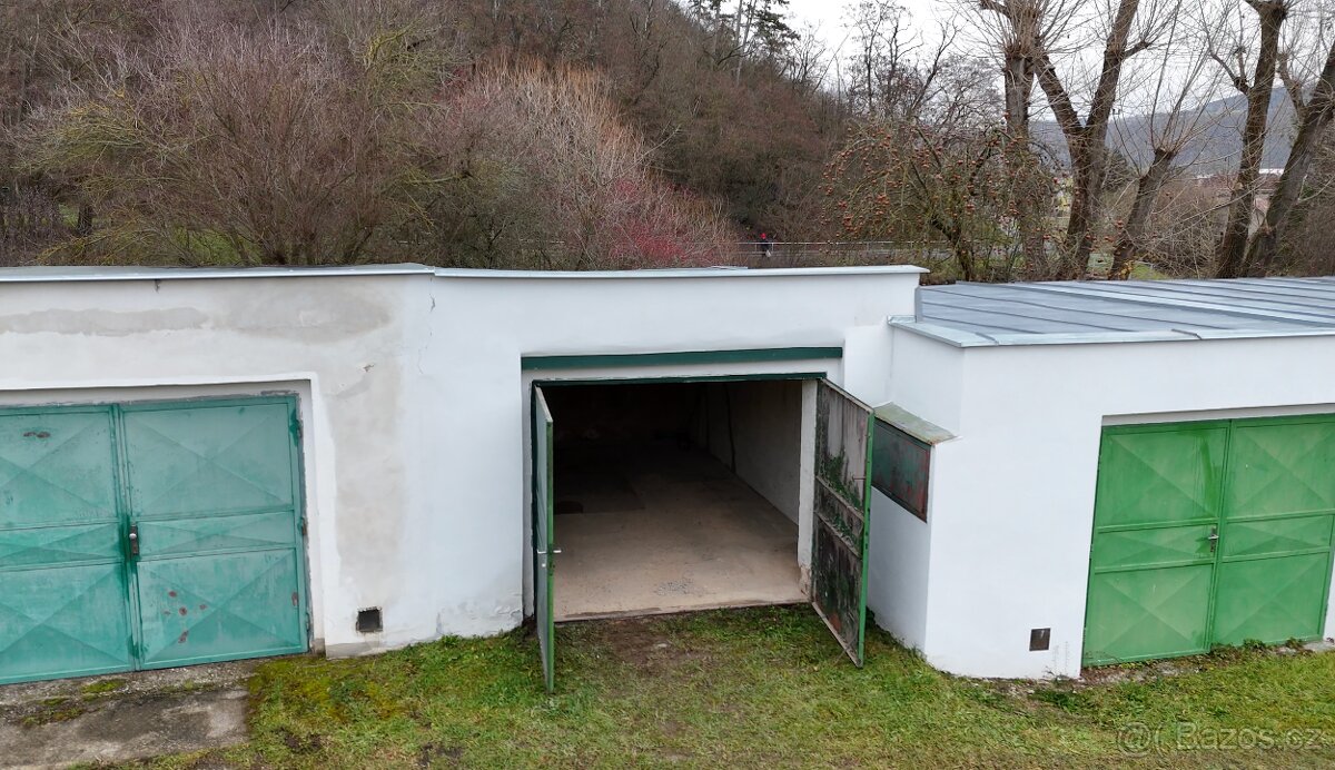 Garáž 27m2 Králův Dvůr/Beroun, Elektřina - 4