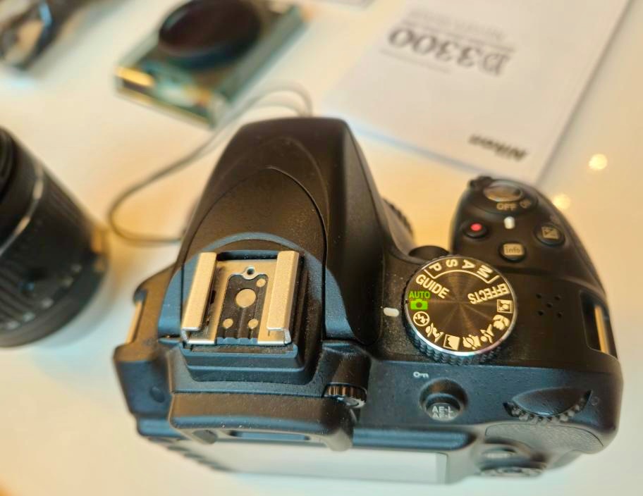 Nikon D3300 + objektiv 18-55 AF-P VR Black - 4