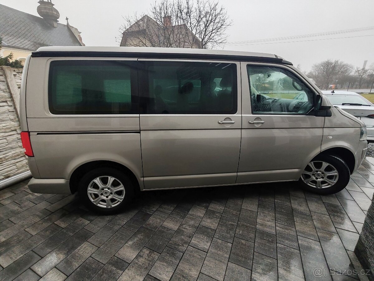 Volkswagen T5.1 California Beach 2.0Tdi 84kW,7 míst - 4