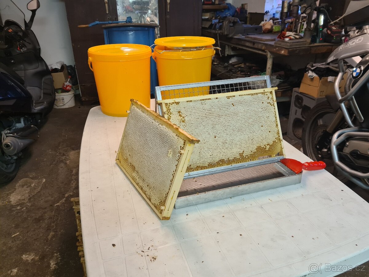 Včelstva 39x24 - 4