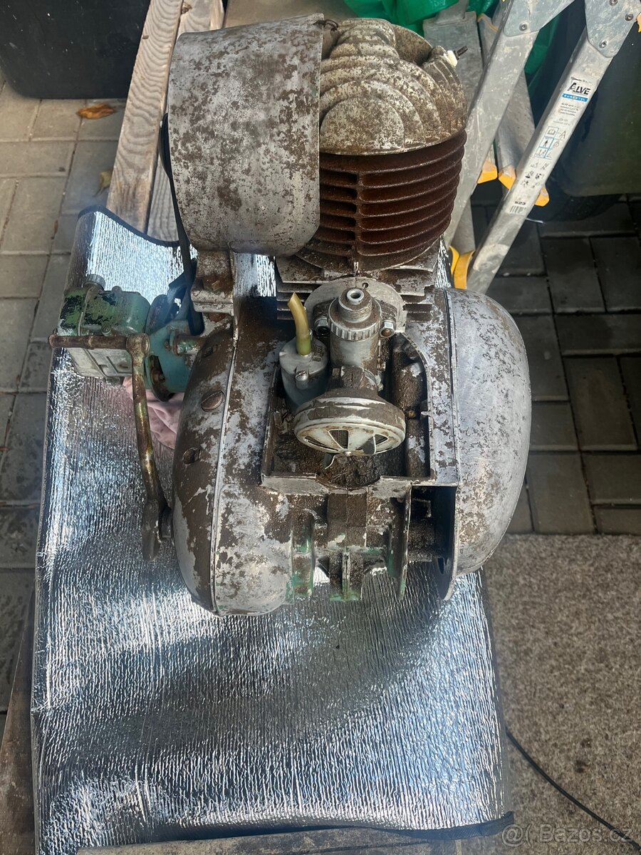 Motor ČZ 175 (Prase) - 4