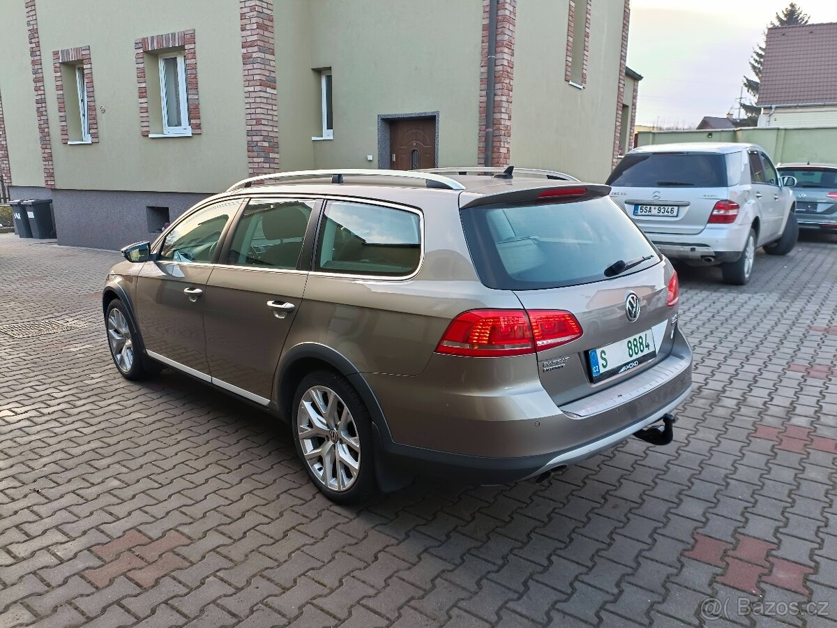 VW Passat B7 Alltrack 2.0 Tdi 125 kW DSG 4x4 combi