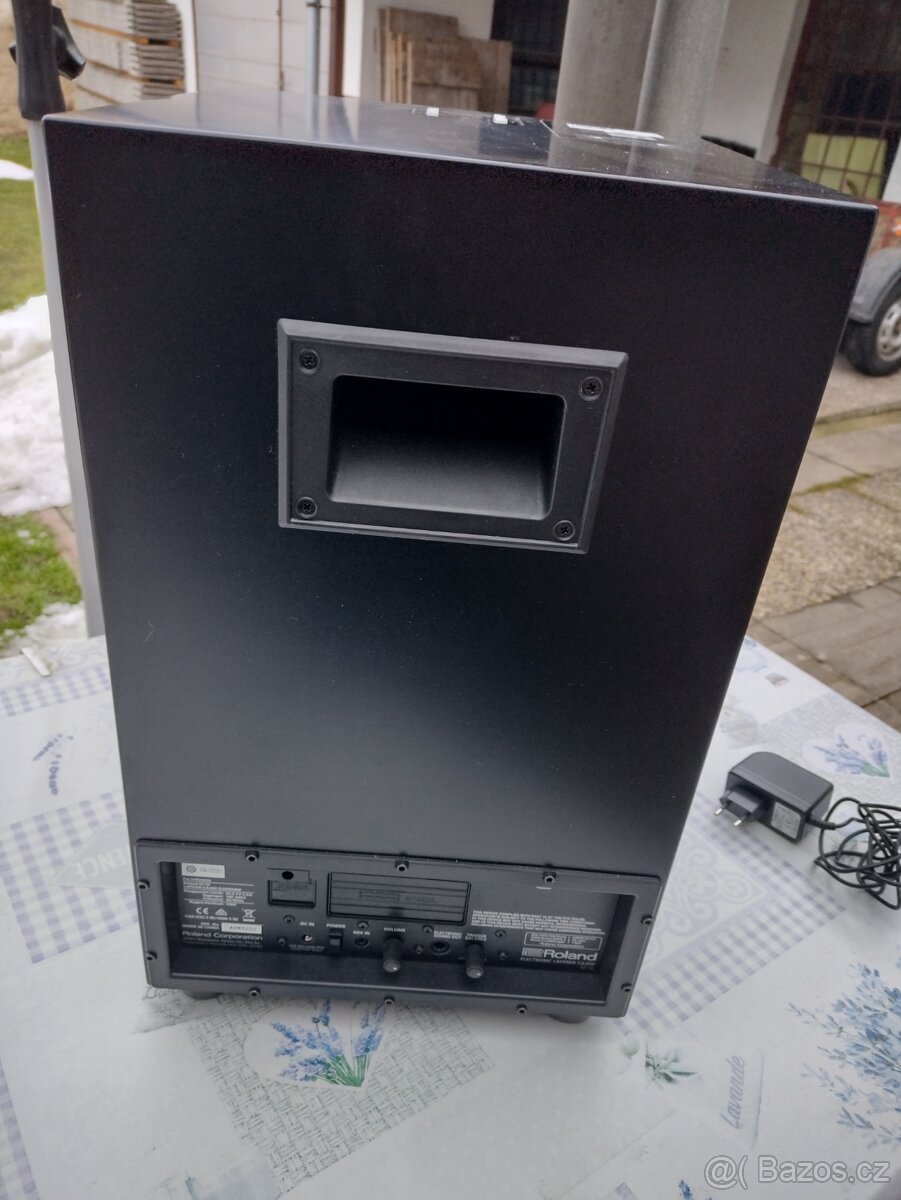 Roland EC-10 EL Speciální cajon - 4