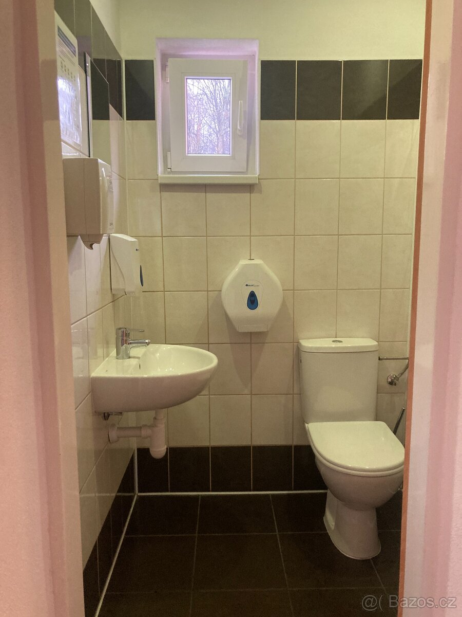 Pronájem kanceláře 13m2, Rožnov pod Radhoštěm - 4