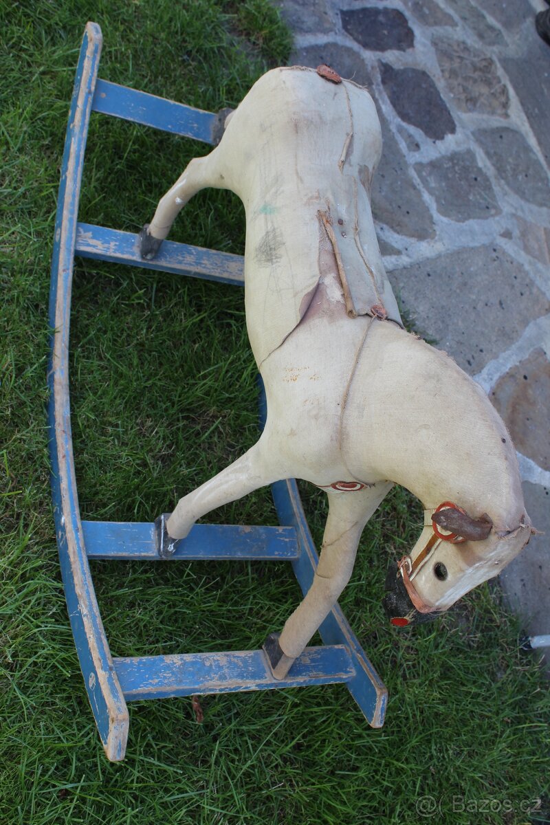Houpací koník - 4