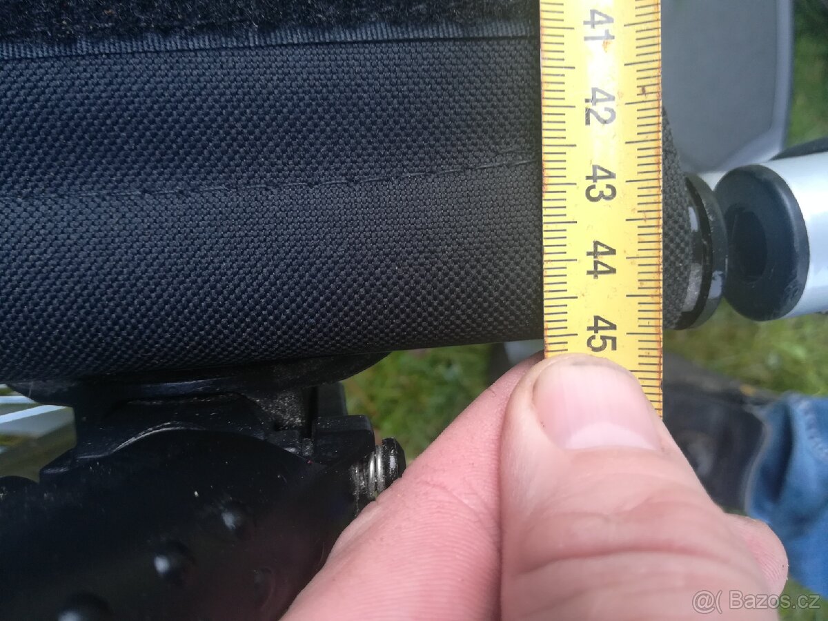 Invalidní vozík mechanický - 4