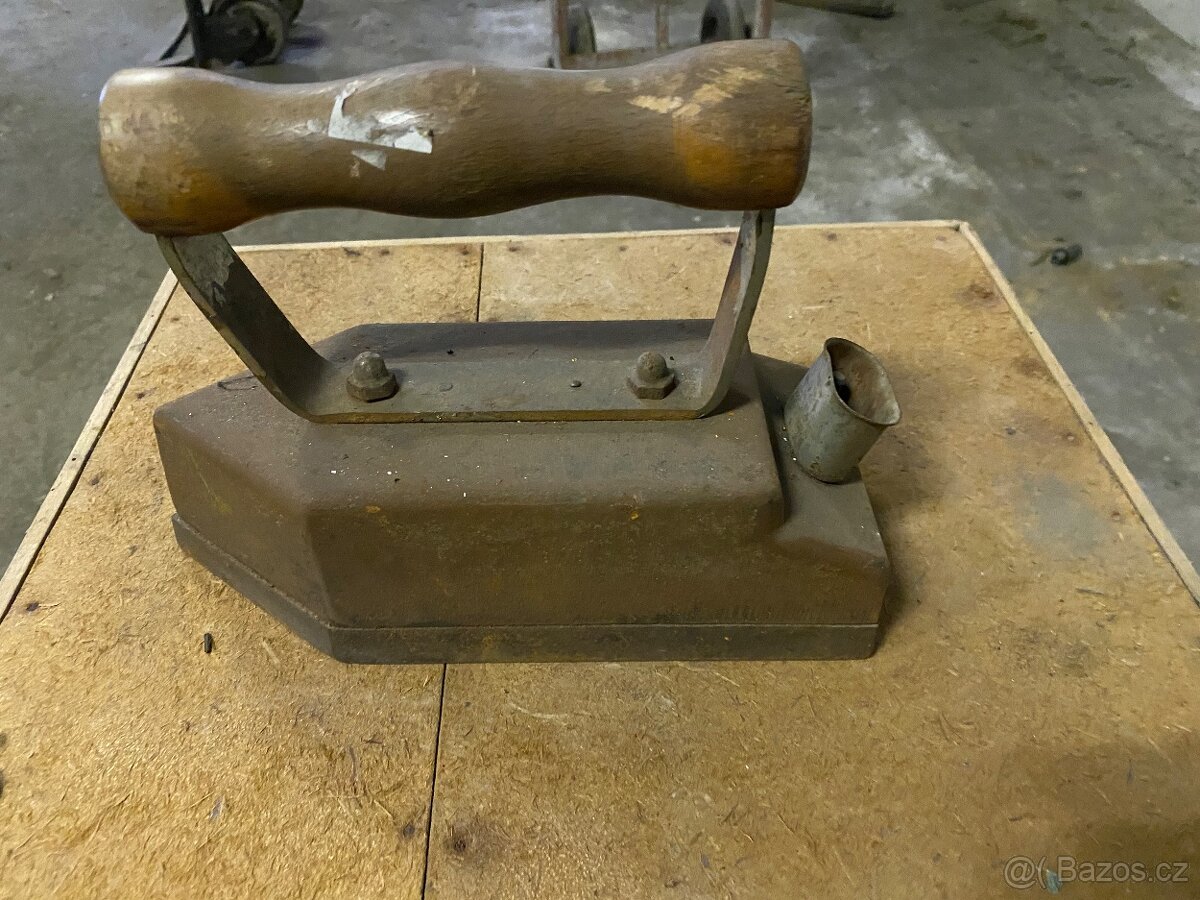 Retro žehlička - 4