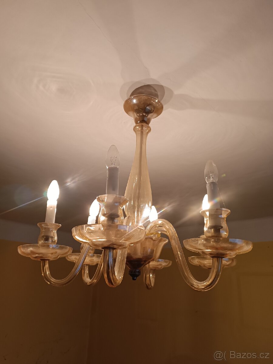 Skleněný lustr - 4