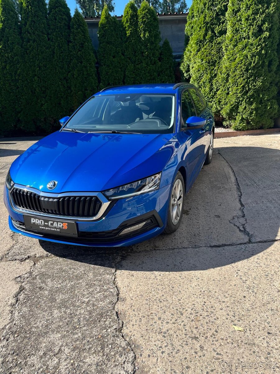 Škoda Octavia Combi 2.0 TDI DSG Executive - 4