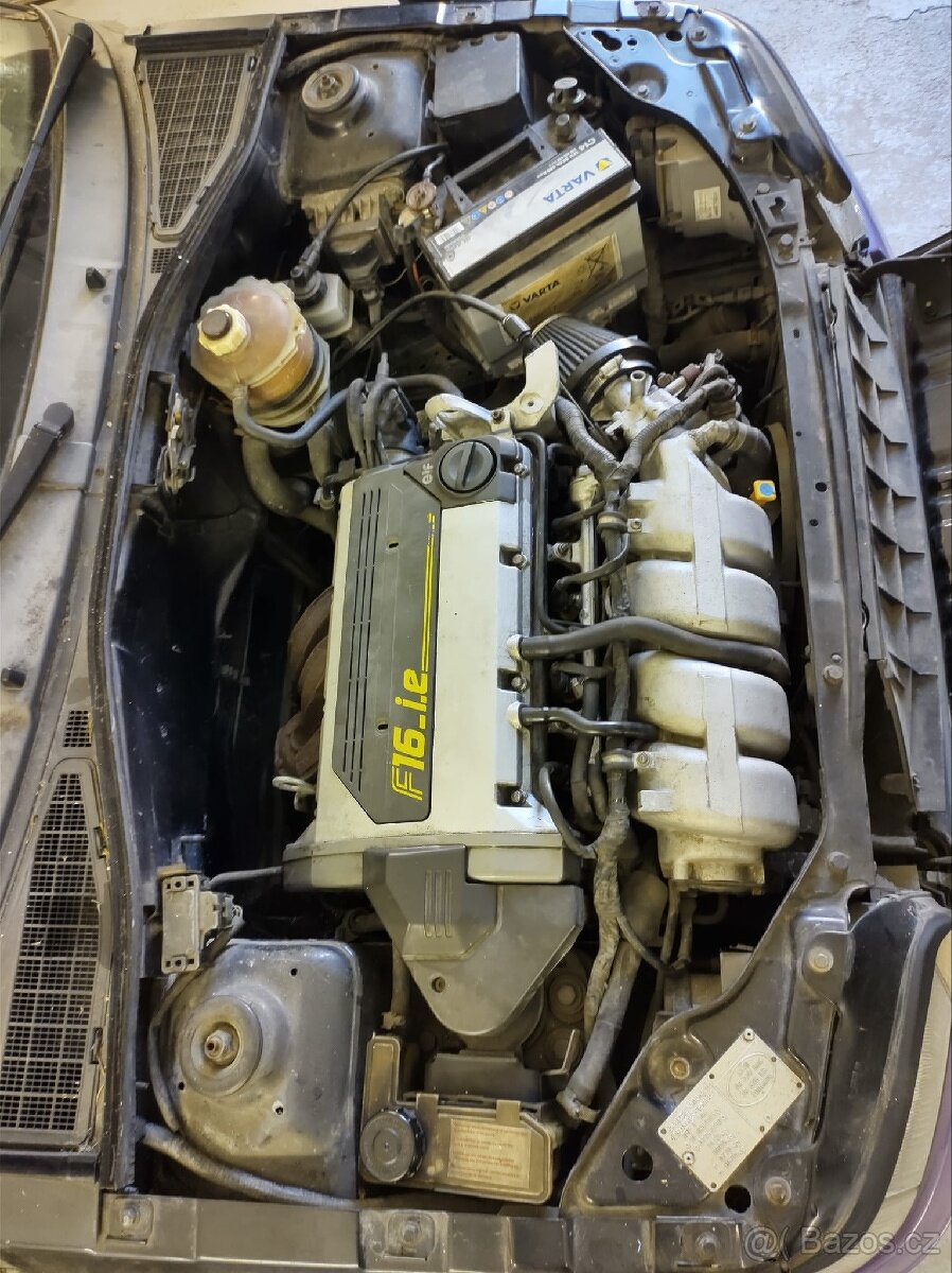 Renault Clio 16v - 4