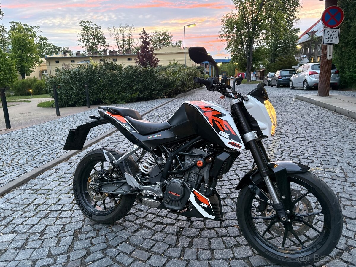KTM Duke 125, rok 2017 - 4