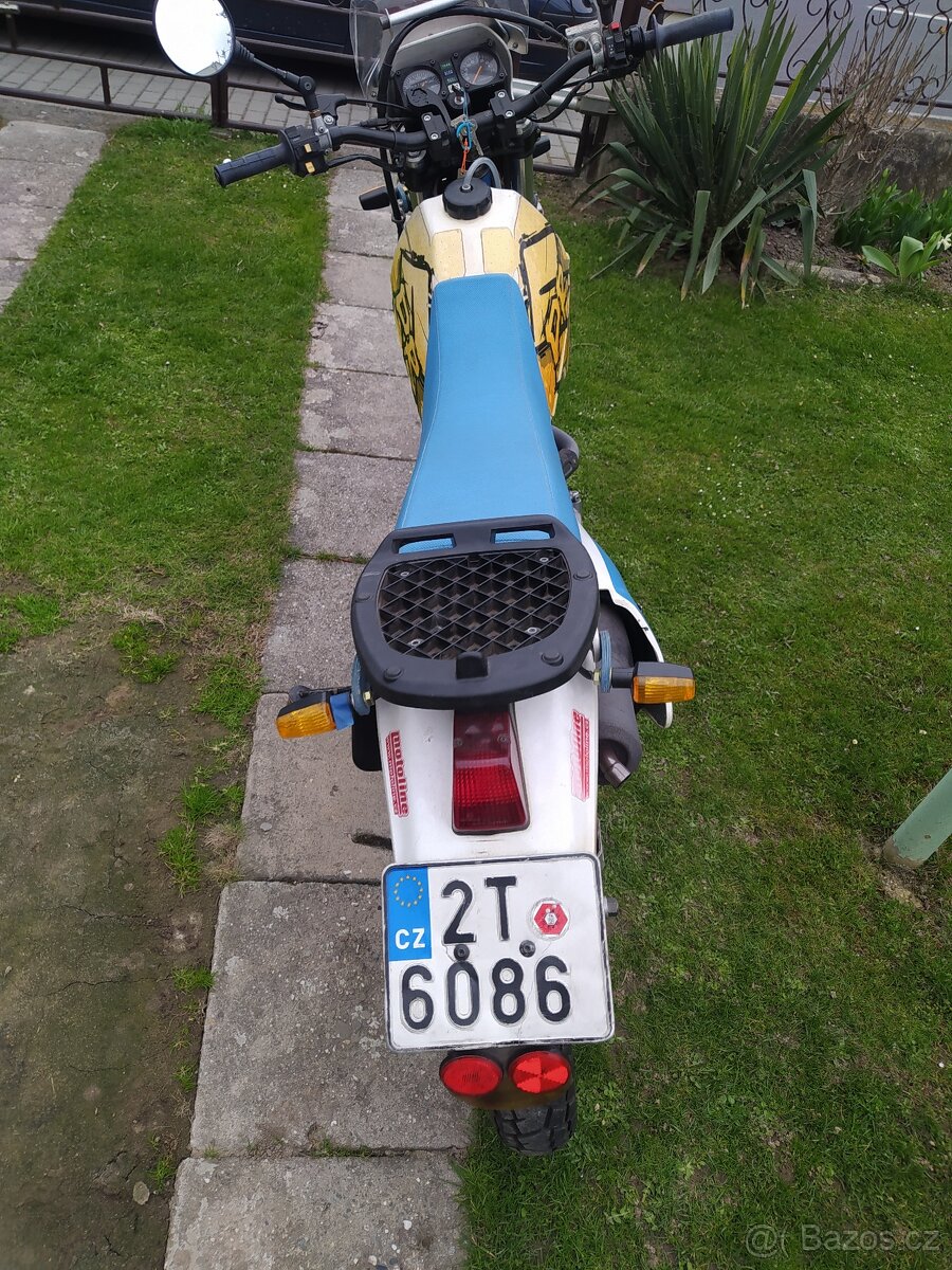 SUZUKI DR 350S