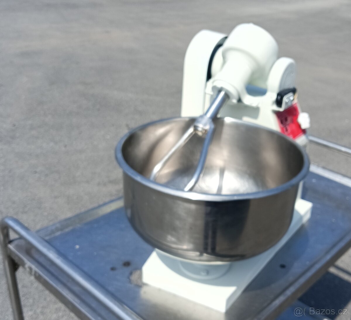 Hnětač těsta stolní gastro na 10kg - 4