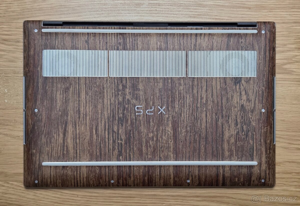 Dell XPS 15 9500 - tenké dělo - 4