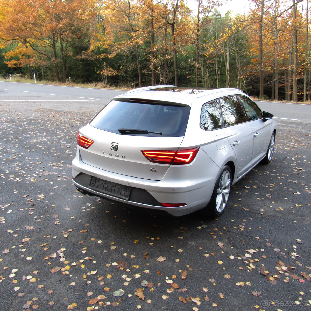 Seat Leon 1,4TSi 110kw, FR, 11/2017, FULL LED, NAVI, Panoram - 4