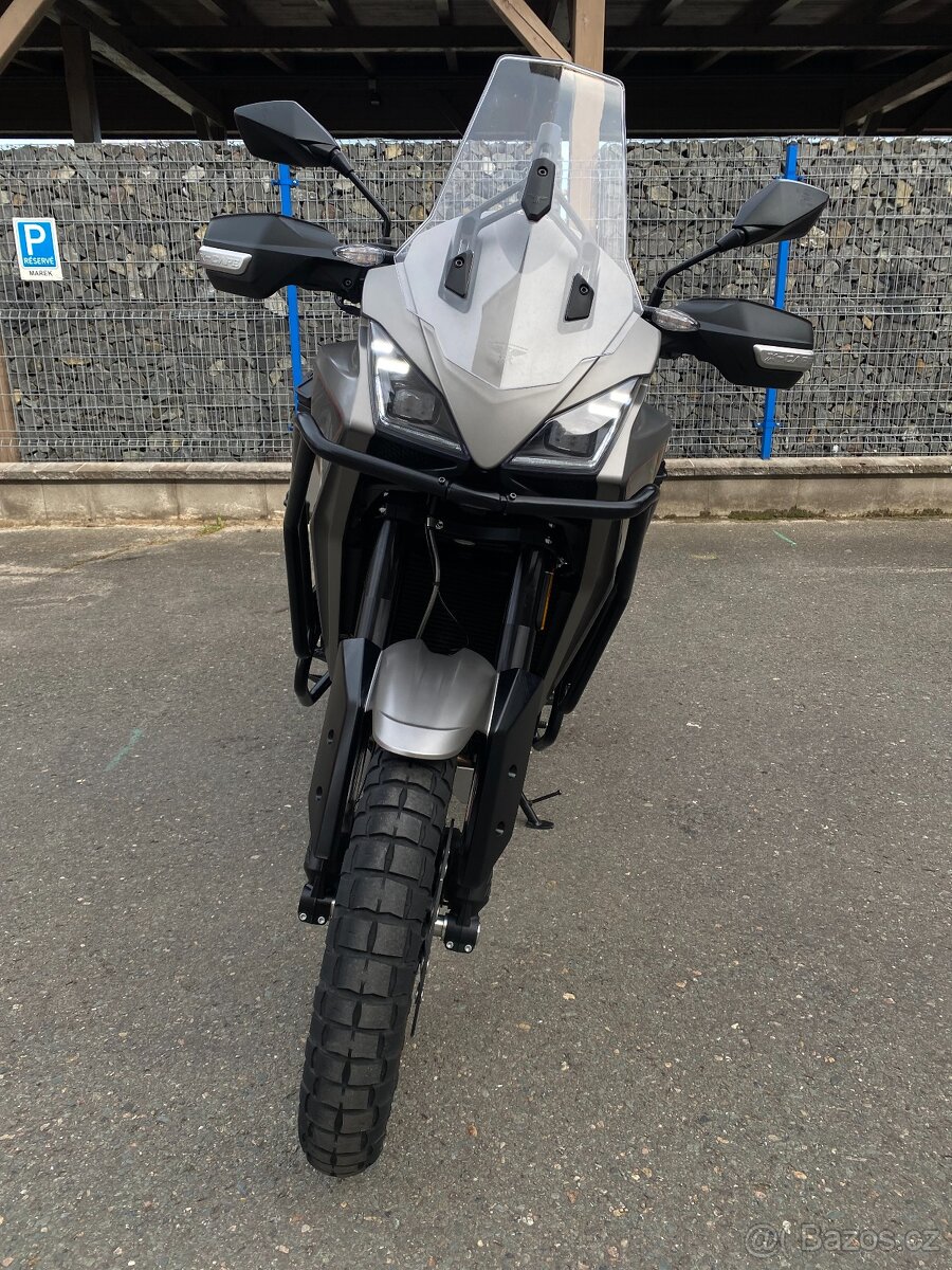 Moto Morini X-Cape 650 + sada kufrů v ceně 10 000 Kč - 4