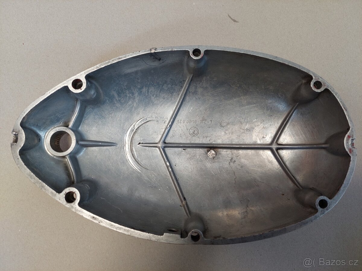 PRODÁM VÍKO SPOJKY ČZ 150 C - 4