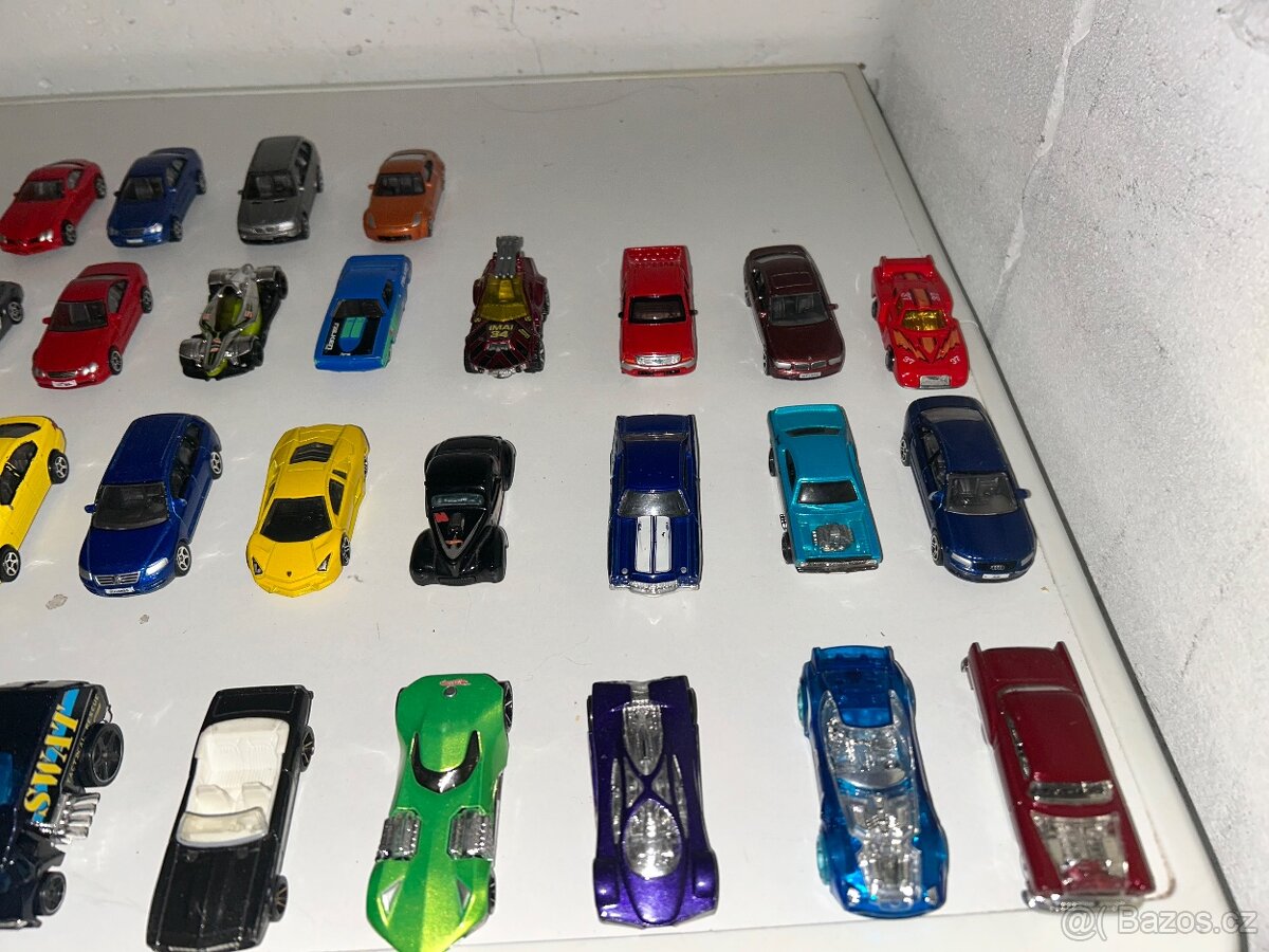 Hotwheels Auta A Modely Aut - 4