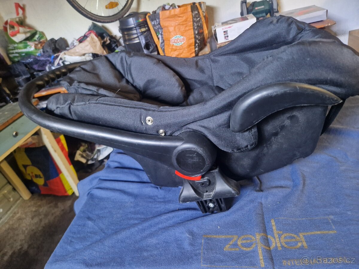 Dětská autosedačka - 4