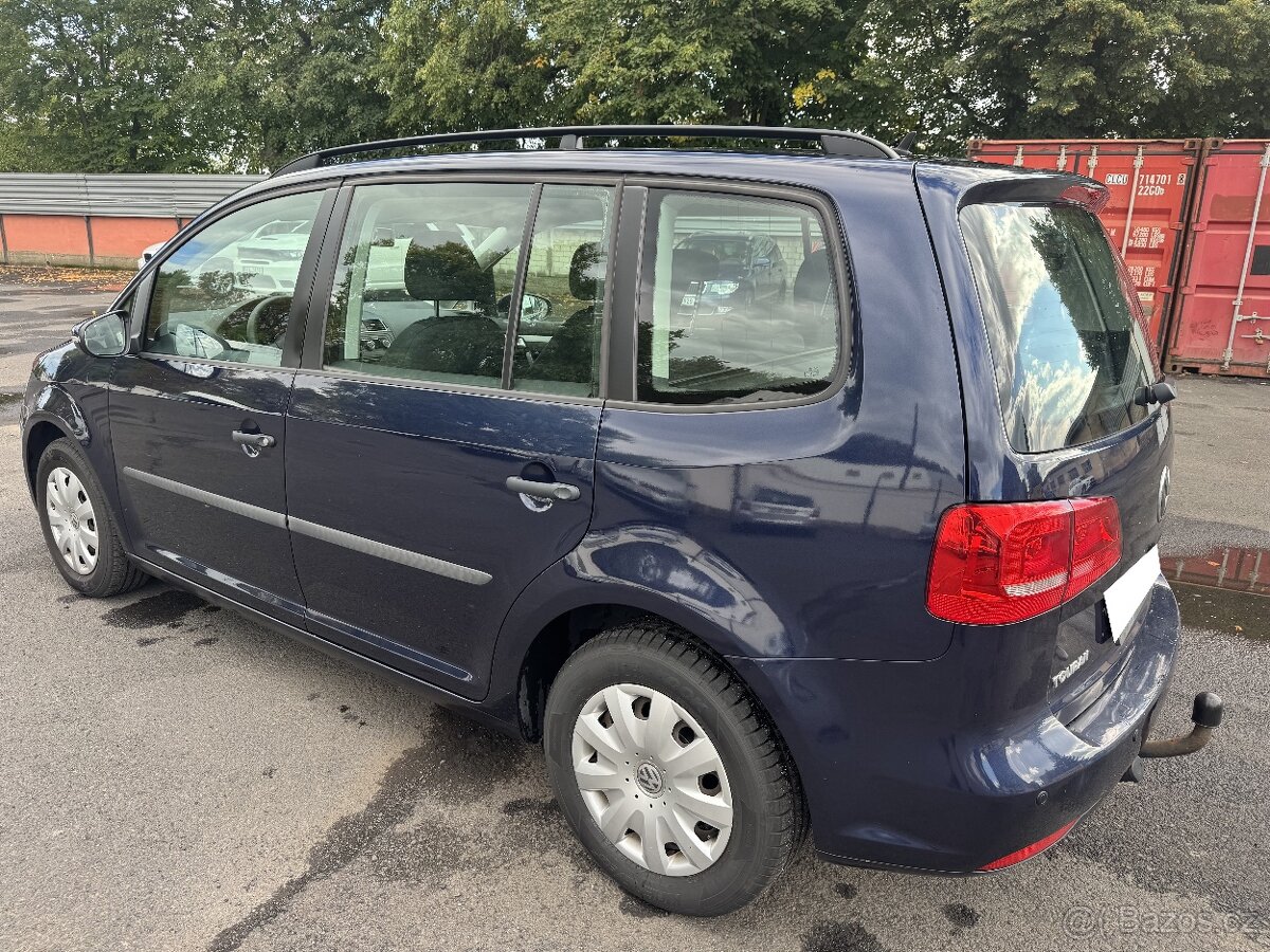 Volkswagen Touran II 1.6 TDi 7-MÍST 2014 MOŽNO NA SPLÁTKY - 4
