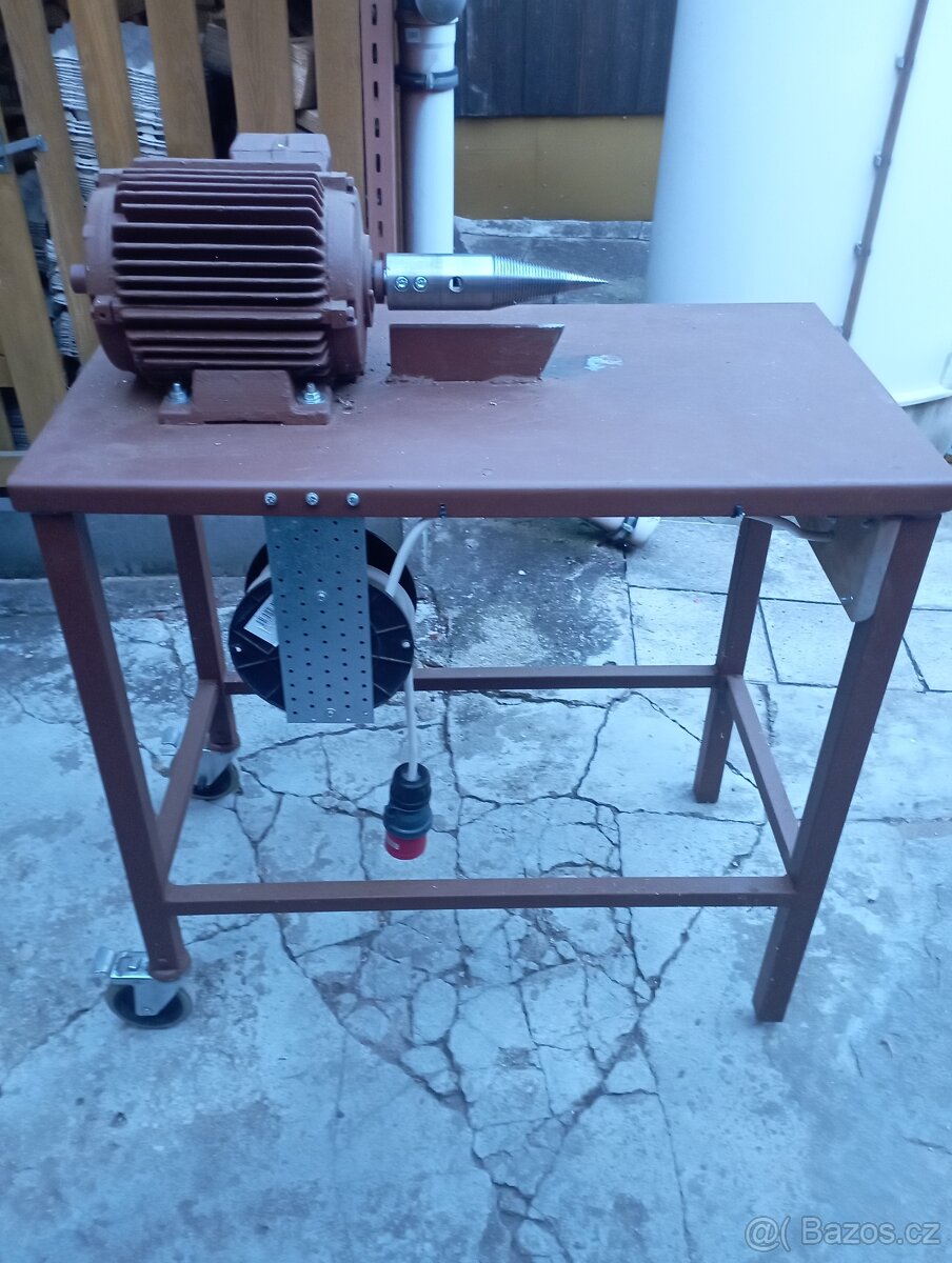 Štípač na dřevo - 4