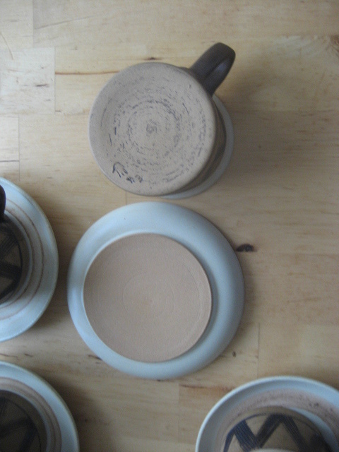 Keramiká souprava hrnečky s talířky - 4