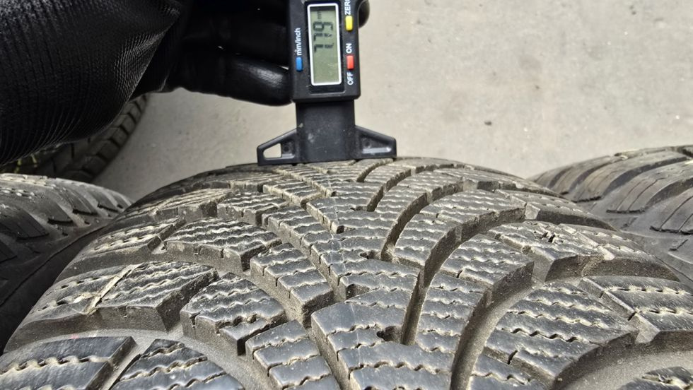 Zimní pneu 205/55/16 Good Year - 4