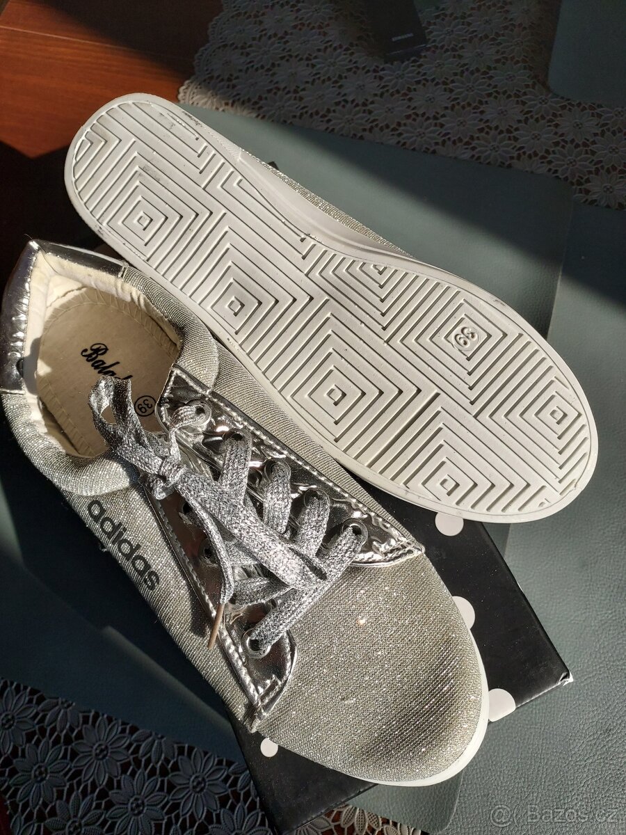 Prodám nové nepoužité tenisky - 4