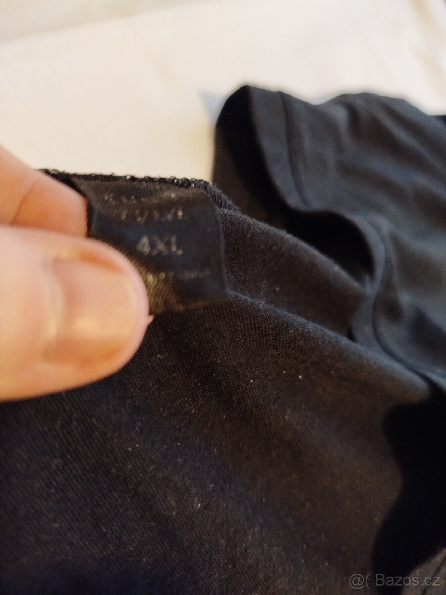 Černé dlouhé tričko s kočkou - 4