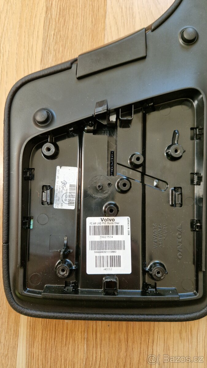 Laktova opierka pre Volvo V90/V60 - 4