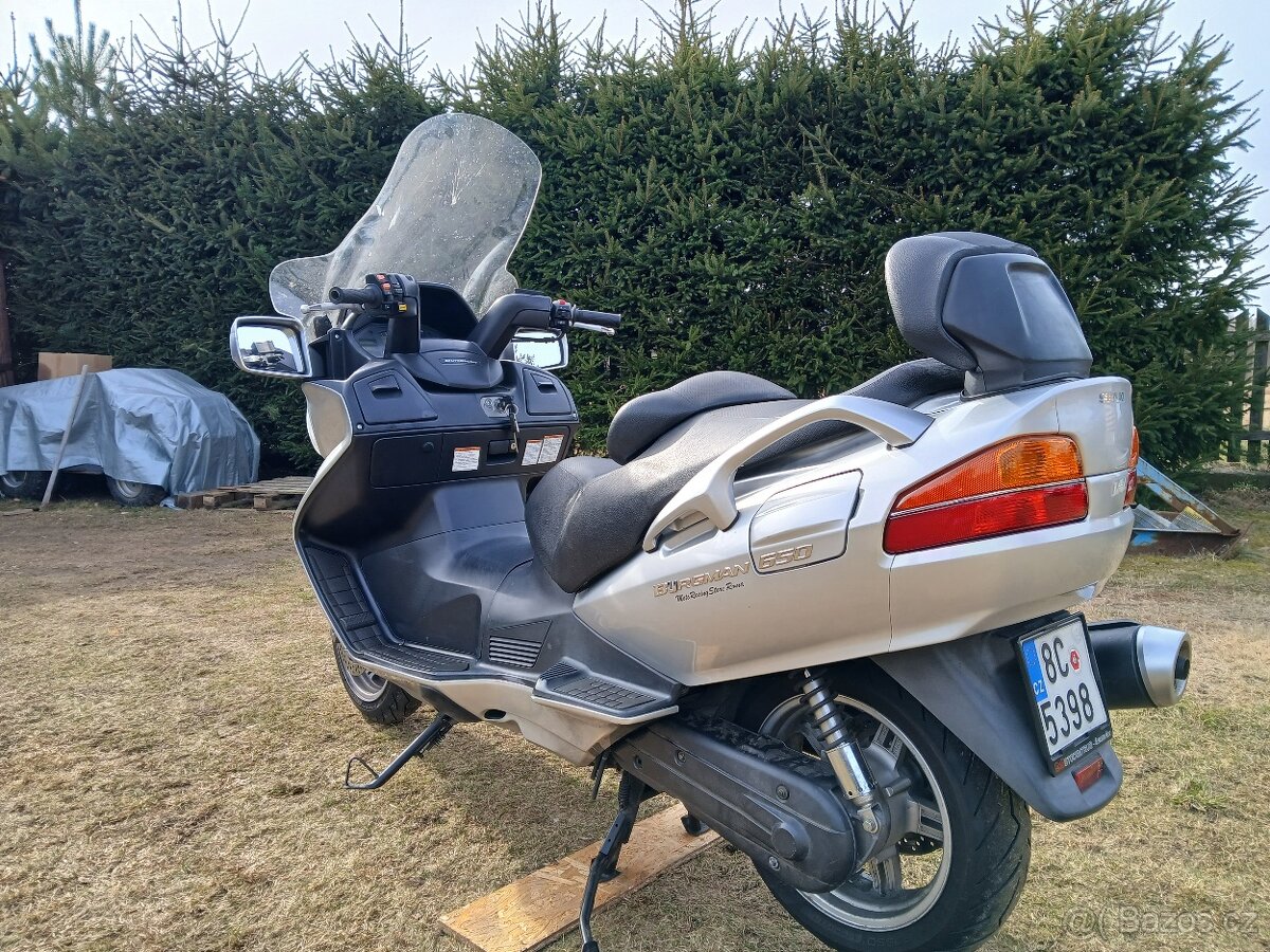 Suzuki burgman 650 - 4