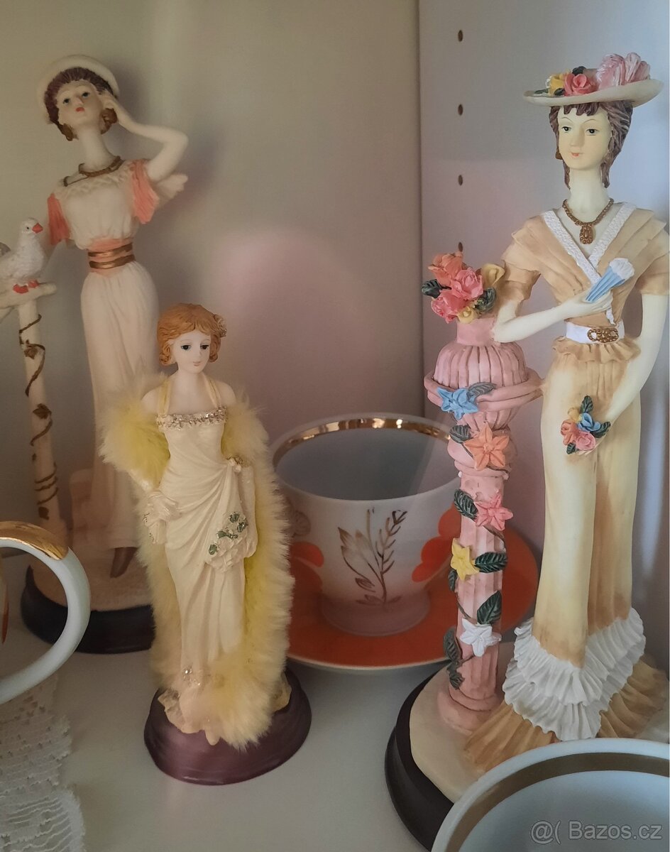 prodám "porcelánové" figurky - 4