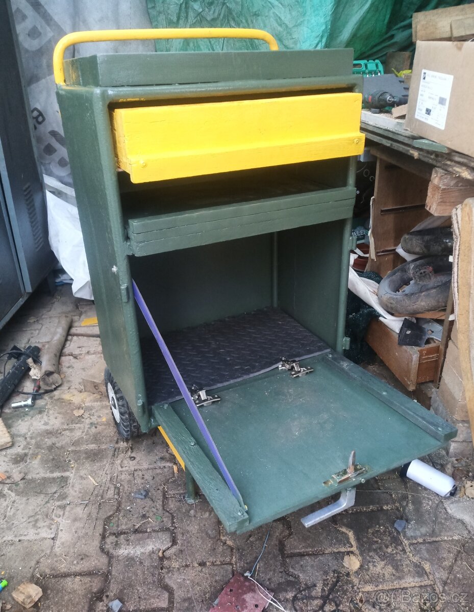 Pojízdná skříň na nářadí s pracovní deskou a šuplíky - 4