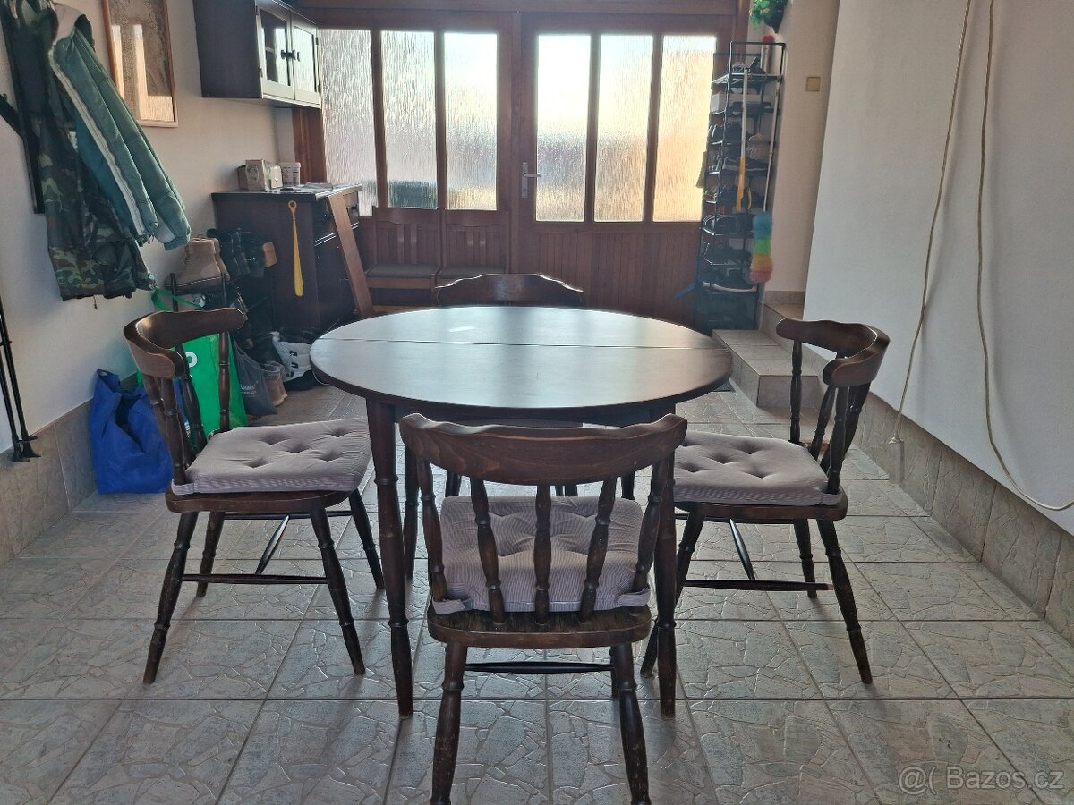 skládací stůl + židle - 4